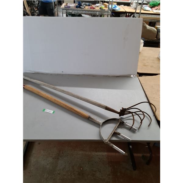 **Manual Lawn Coring Aerator 58", 5-Line Hand Pull Cultivator