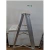 Image 7 : **4 Step Ladder No Shipping