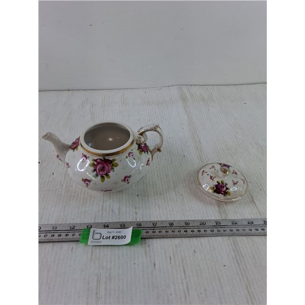 Porcelain Tea Pot