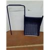 Image 1 : **Large Snow Shovel No Shipping
