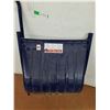 Image 3 : **Large Snow Shovel No Shipping