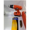 Image 3 : Black & Decker Drill Kit - Powers On - Knife, Scissors, Clamps, Esc