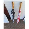Image 2 : ** (2) Umbrellas & Fishing Net