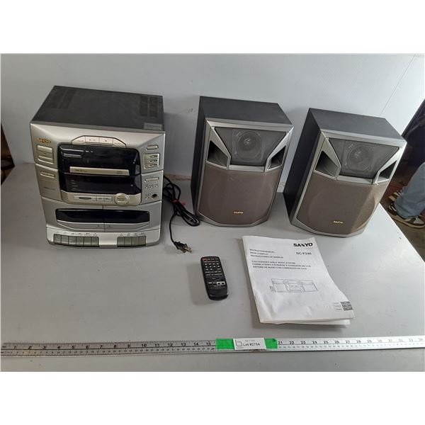Sanyo 3 CD Changer Shelf Audio System- Powers On, Can't Ship