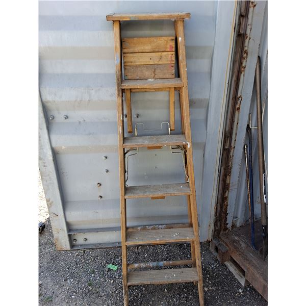 **Wooden Folding Ladder 70", PICKUP ONLY