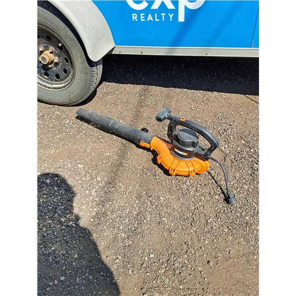 **Electric Worx Leaf Blower - Powers On, As Is, PICKUP ONLY