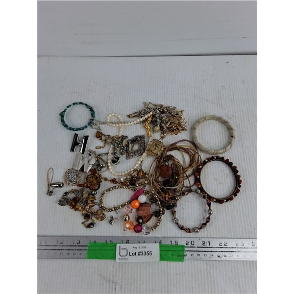 Bracelets, Earrings & Necklaces