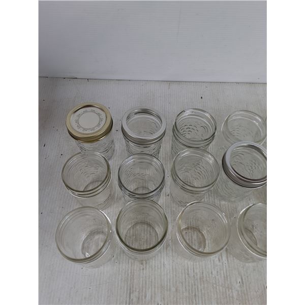 (21) Mason Jars