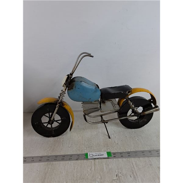 Metal Welded Bike Model 20"x13"