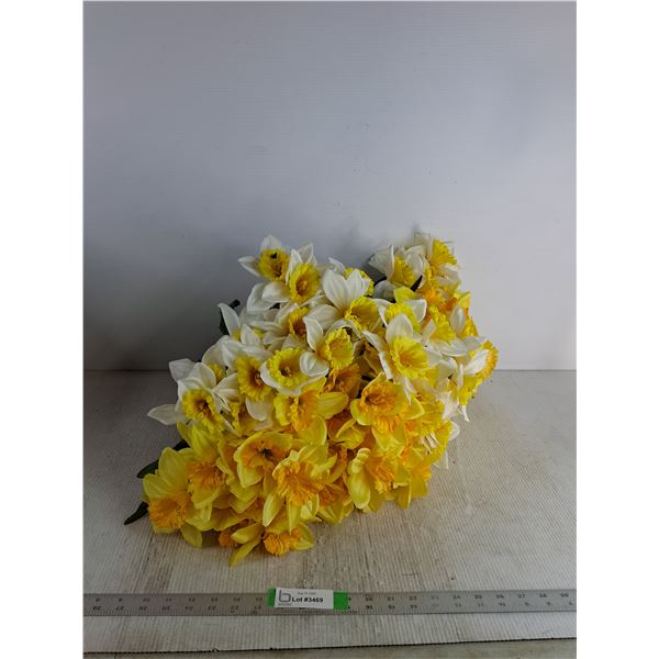 Bunch Of Fake White And Yellow Daffodils
