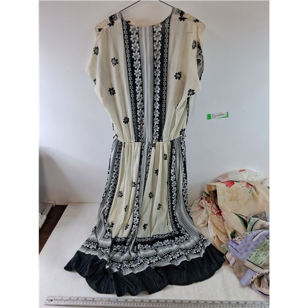 Assorted Clothes, Women's Tops, Skirts Various Sizes, 10, 18W,
