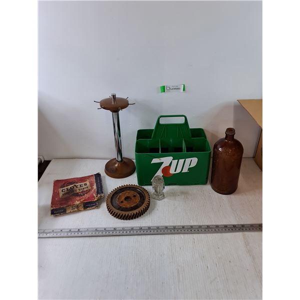 Timing Gear, 7-up Six Pack Carrier, Keyring Hanger, Javex 32oz Bottle