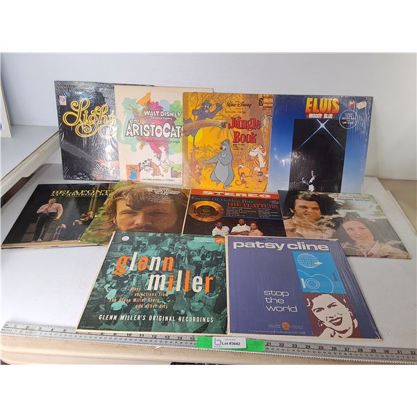 (10) Records- Elvis Presley, Patsy Cline, Gordon Lightfoot, Misc.