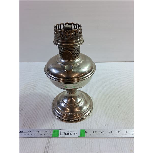 Metal Gas Lamp
