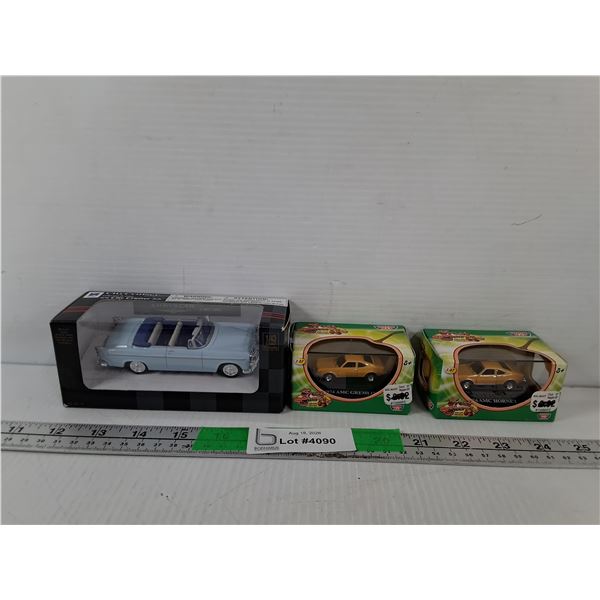 (3) Vintage Model Cars, NIB