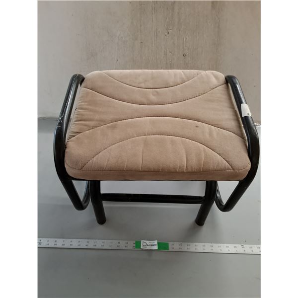 Cushioned Stool