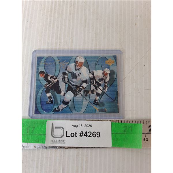 Upper Deck Wayne Gretzky Card- Cannot Authenticate