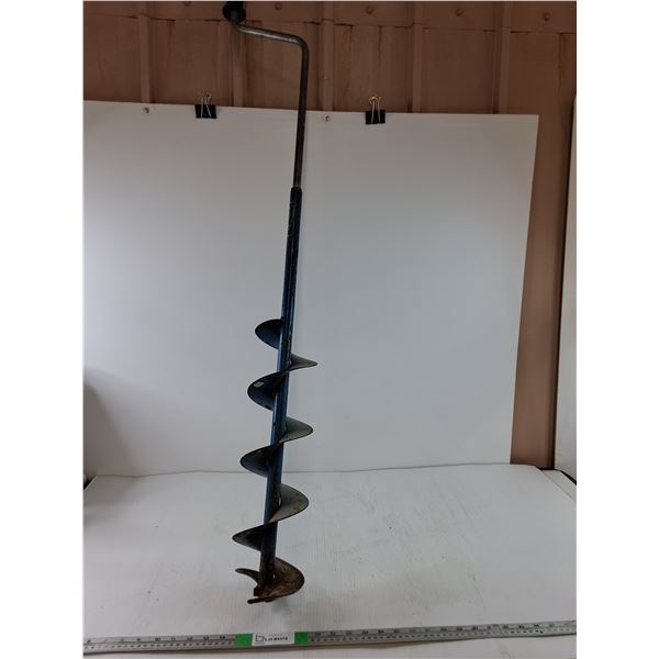 **44" Manual Ice Auger, Pickup Only