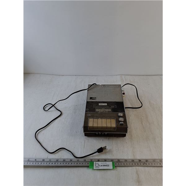 Sound-o-Matic I Cassette Slide Synchronizer Powers On