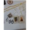 Image 5 : Catholic Iconography, Crucifixes, Rosary, Harmony Angel, Catholic Card, Jewelry Box
