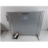 Image 3 : DeLonghi Safe Heat Electric Heater - Powers On, As Is, PICKUP ONLY