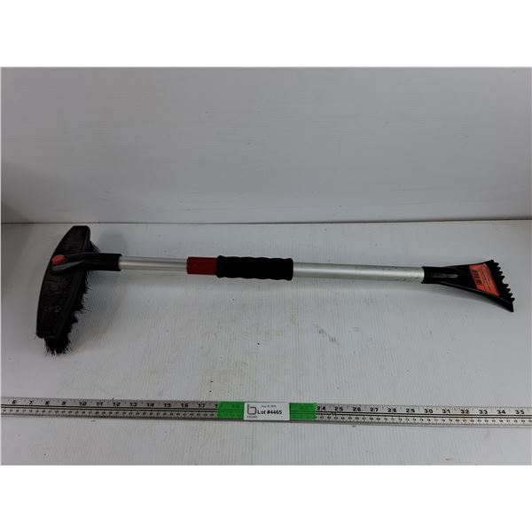 Extendable Snow Brush & Ice Scraper