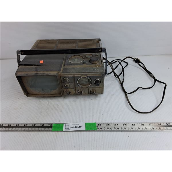 Vintage Magnasonic AM/FM Radio & TV - Powers On, As Is