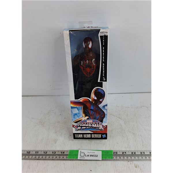 Marvel Ultimate Spider Man Titan Hero Series Figure