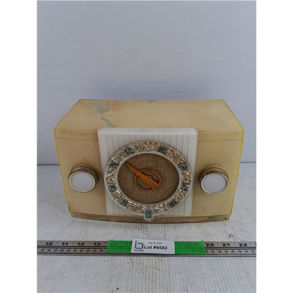 Vintage Crosley Radio - As Is