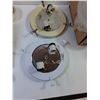 Image 2 : (2) Ceiling Lights - Appears New - LFI & Canarmna