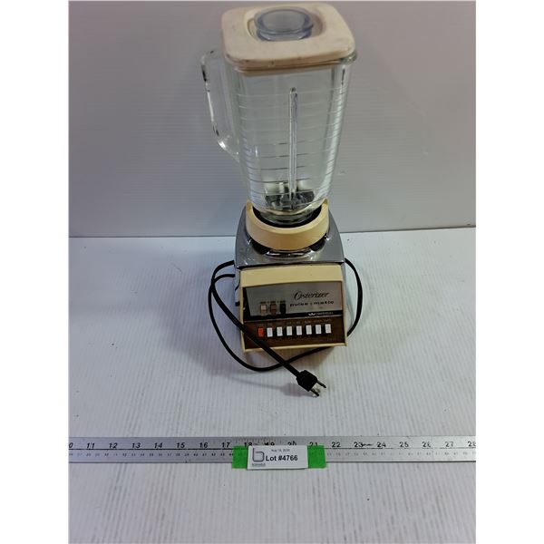 Osterizer Pulse Matic Blender - Powers On