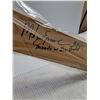 Image 3 : Wood Hockey Stick with Mike Eruzione Autograph "Miracle on Ice" 1980 Olympics-cannot authenticate