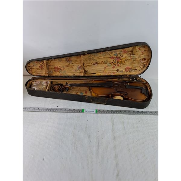 Antique Violin in "coffin-style" case with Vintage Floral Lining-needs repair