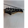 Image 3 : (1) Silvertone Stratocaster-style Electric Guitar