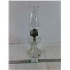 Image 1 : Vintage Clear Glass Oil Lamp