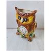 Image 4 : (2) Vintage Ceramic Decorative Owl Wall Clocks