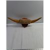 Image 3 : Vintage-Style Bull Horn Wall Mount on Wood Plaque
