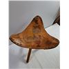 Image 3 : Vintage Hand Tooled Leather Tripod Stool Featuring a Hand Painted Cat on the Seat