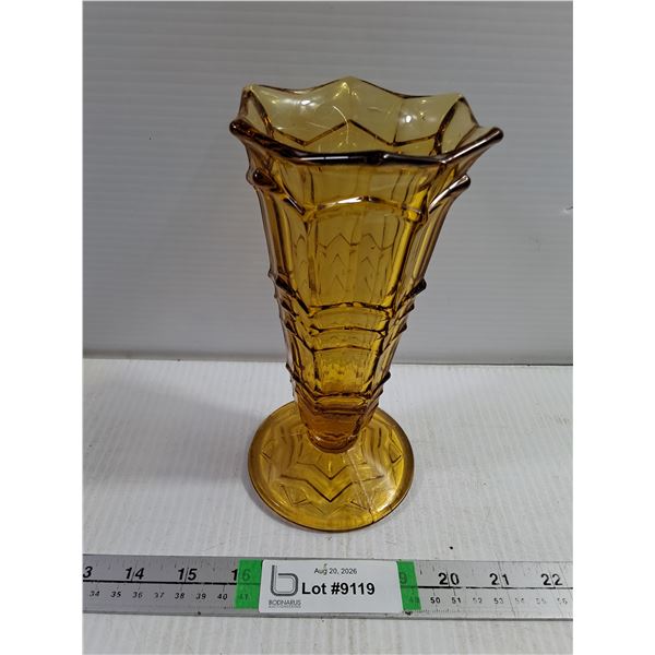 (1) Vintage Amber Glass Vase Featuring Striking Zig-Zag Pattern