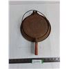 Image 1 : Vintage James Smart Mfg. Waffle Iron - Rusted