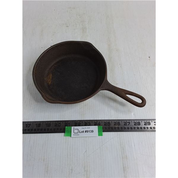 Vintage 8" Cast Iron Skillet