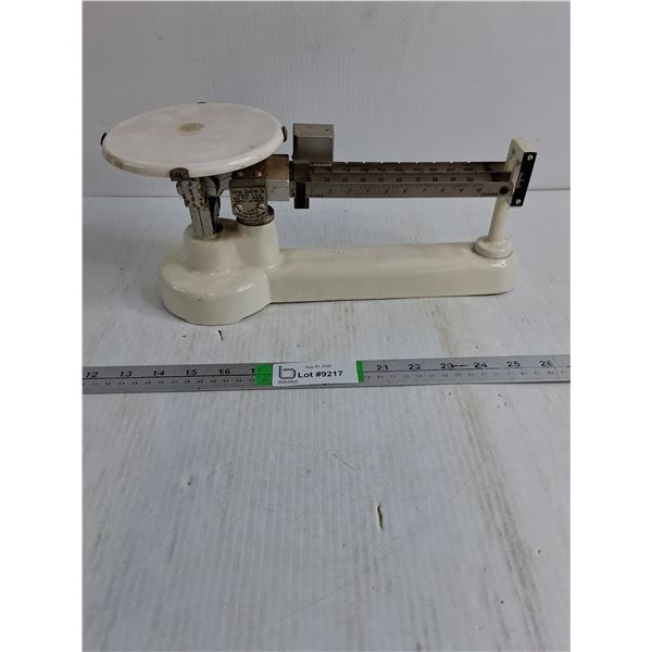 Vintage Scientific Company Triple Beam Balance Scale