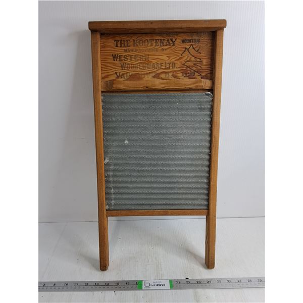 Vintage Washboard "the Kootenay" Made in B.C.