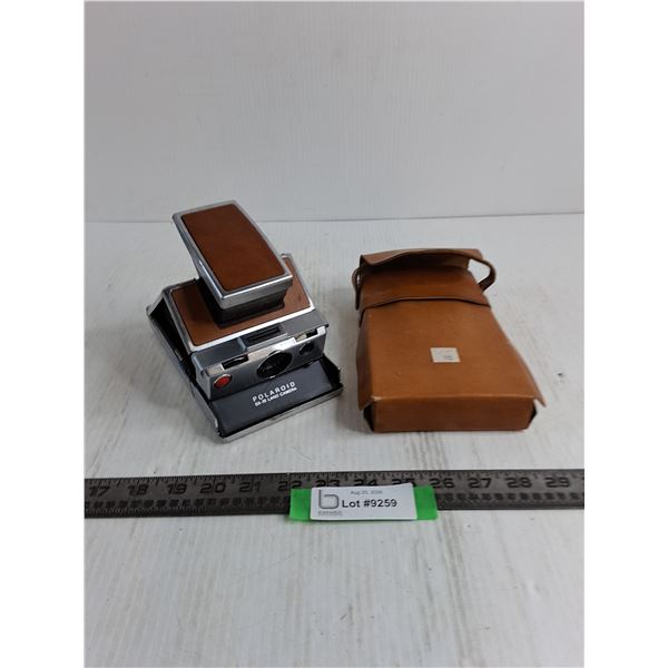 Vintage Polaroid SX70 Land Camera w/Leather Case