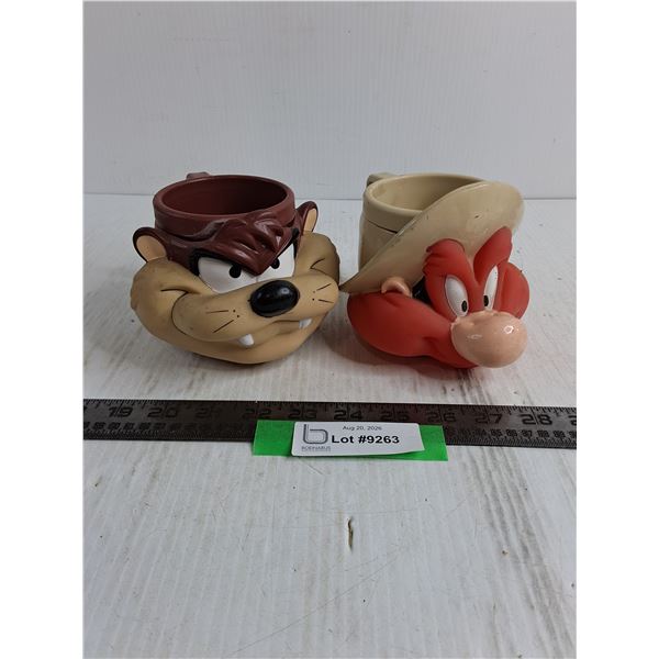 (2) Looney Tunes Plastic 3D Mugs - Yosemite Sam & Taz