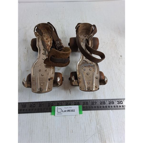 Vintage Pair of Chicago Roller Skates - 9" Length