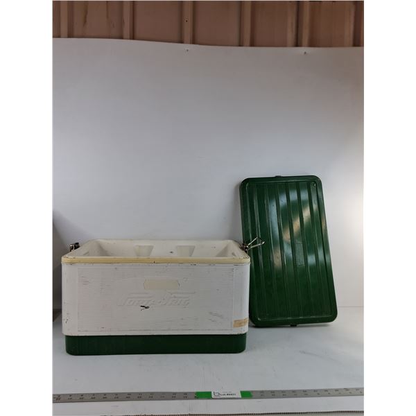 Vintage Coleman Ice Chest 21"x12"x11" (cannot ship, as is)