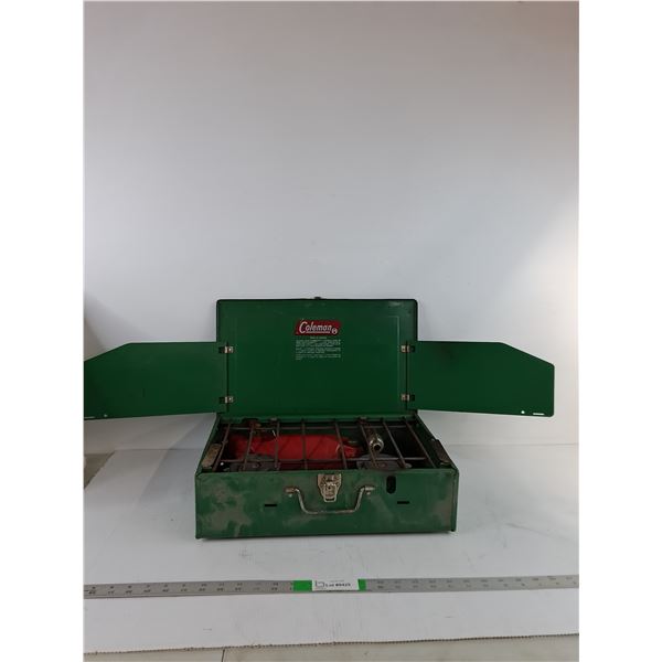 Vintage Coleman 425E Two-Burner Camping Stove 17"x11"x5" ( as is, cannot ship)