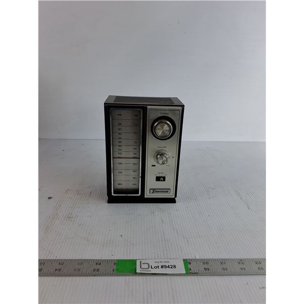 Vintage Emerson AM-FM Table Radio Model T5750 5.5x4"x8" ( as is)