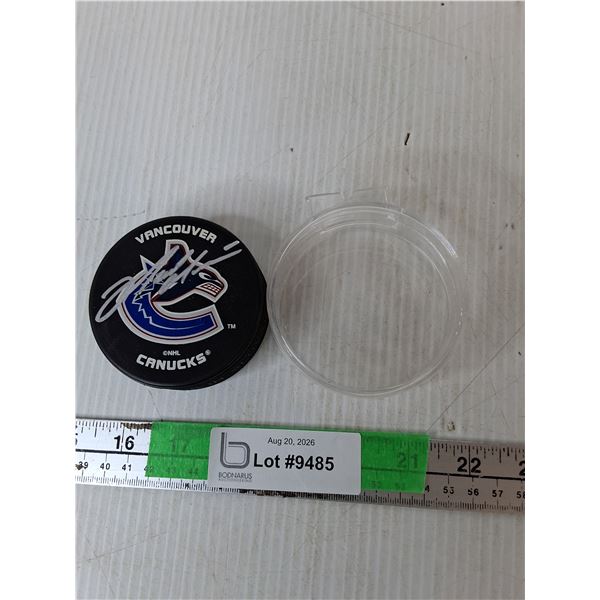 Vancouver Canucks Autographed Puck- Can't Authenticate
